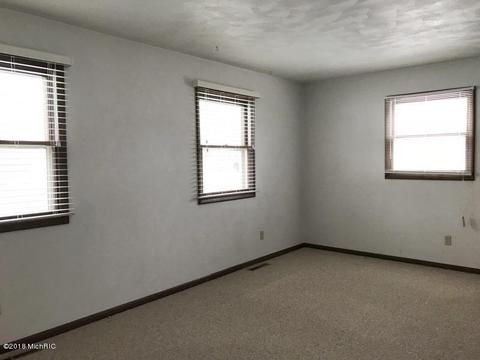 1035 Rose St, Marshall, MI 49068 photo 16