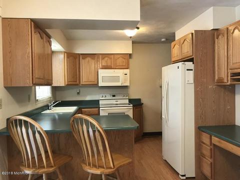 1035 Rose St, Marshall, MI 49068 photo 10