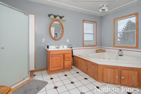 2362 S Pendell Rd, Ithaca, MI 48847 photo 13