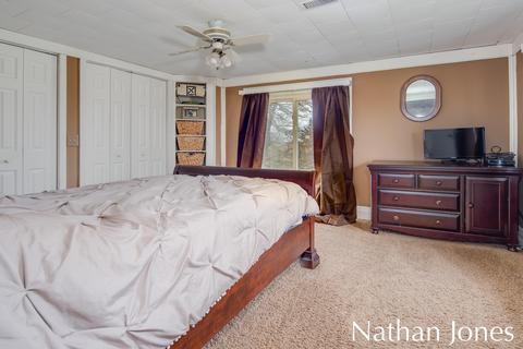 2362 S Pendell Rd, Ithaca, MI 48847 photo 5