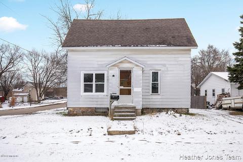 521 Root St, Belding, MI 48809 photo 16