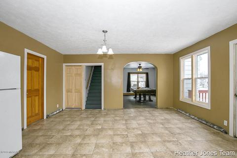 521 Root St, Belding, MI 48809 photo 5