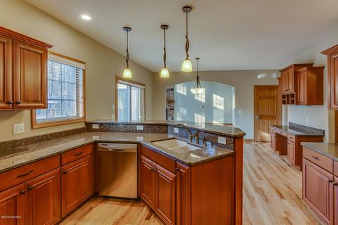 33109 Old Post Rd, Niles, MI 49120 photo 11