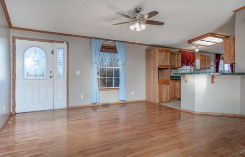 1096 5th St, Plainwell, MI 49080 photo 3