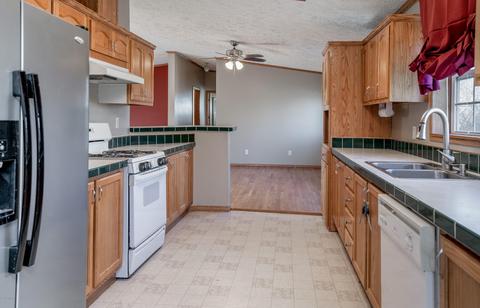 1096 5th St, Plainwell, MI 49080 photo 8