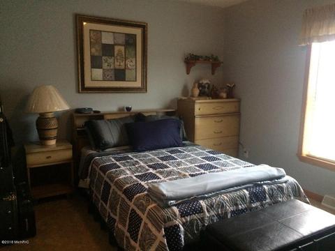 16235 Division Dr, Marshall, MI 49068 photo 18