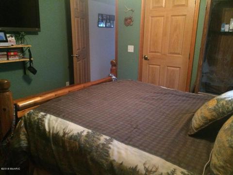 16235 Division Dr, Marshall, MI 49068 photo 14