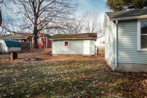 210 Millard St, Three Rivers, MI 49093 photo 4