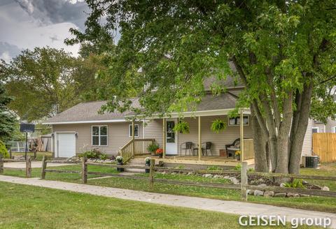 419 W Center St, Belding, MI 48809 photo 22