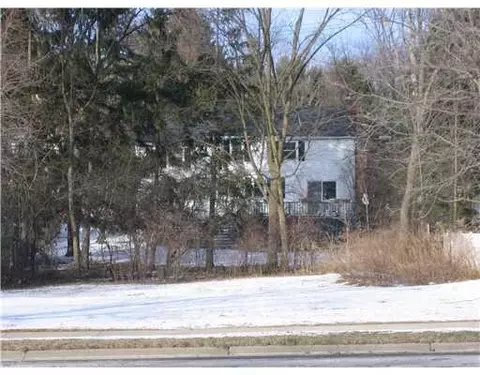2011 E Stadium Blvd, Ann Arbor, MI 48104 photo 3