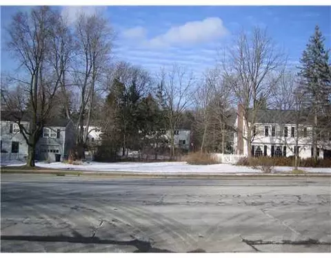 2011 E Stadium Blvd, Ann Arbor, MI 48104 photo 2