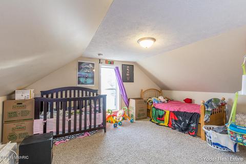 616 Hambrook St, Belding, MI 48809 photo 23