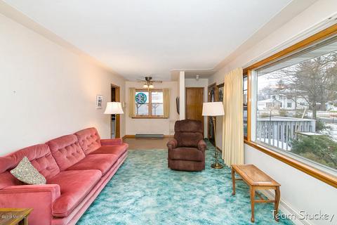408 Ranney St, Belding, MI 48809 photo 4