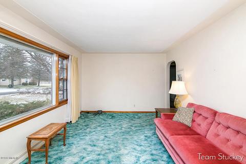 408 Ranney St, Belding, MI 48809 photo 6