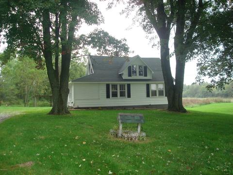 3297 E 128th St, Grant, MI 49327 photo 2