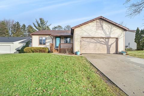 434 Corral Path, Lansing, MI 48917 photo 1