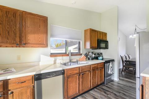 434 Corral Path, Lansing, MI 48917 photo 5