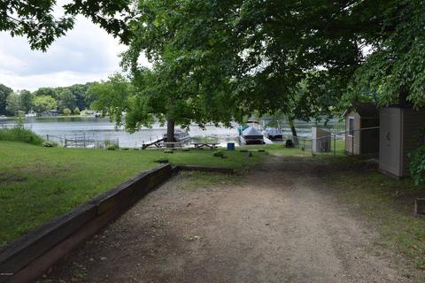 9242 Cox Dr, Reading, MI 49274 photo 35