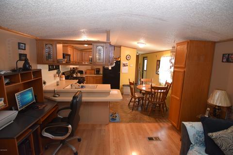 9242 Cox Dr, Reading, MI 49274 photo 13