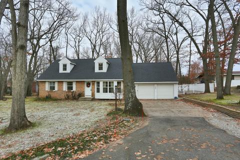 7499 Sheffield Dr SE, Ada, MI 49301 photo 2