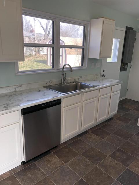 506 Grant Ct, Marshall, MI 49068 photo 6