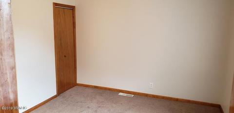 701 E Main St, Ionia, MI 48846 photo 22
