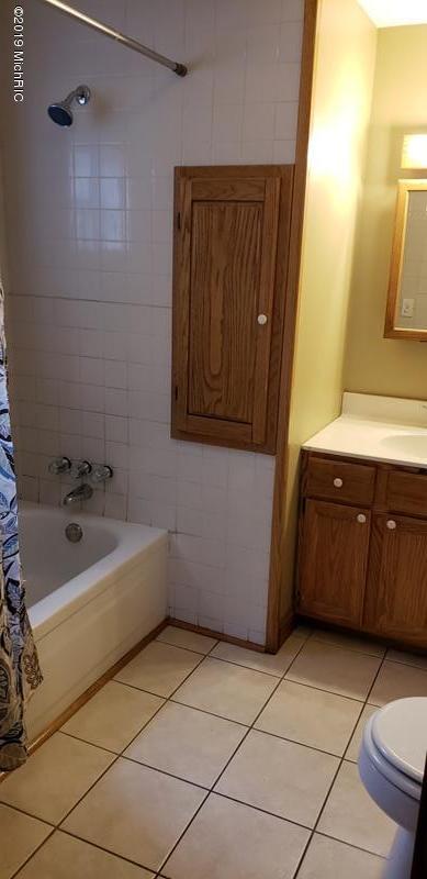 701 E Main St, Ionia, MI 48846 photo 20