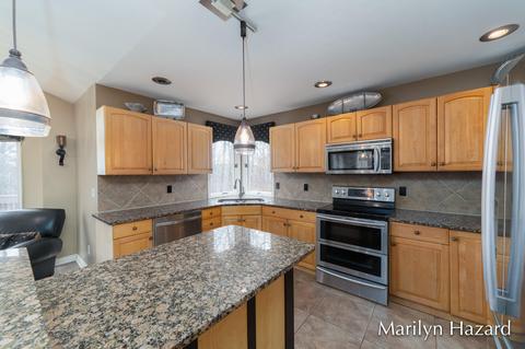 607 Bailey Meadows Dr NE, Ada, MI 49301 photo 11