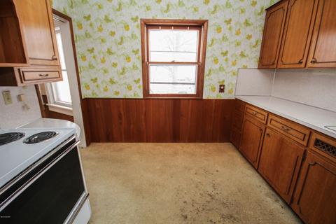 700 Pine St, Three Rivers, MI 49093 photo 10