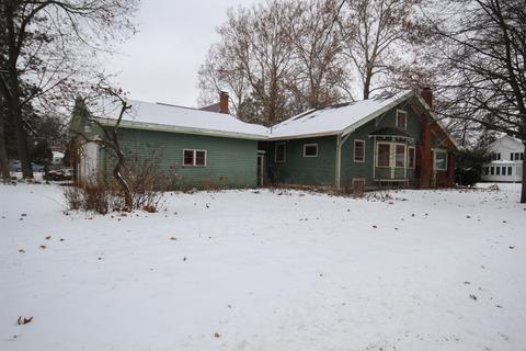 700 Pine St, Three Rivers, MI 49093 photo 1