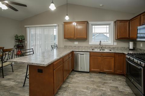 1008 Eley St, Otsego, MI 49078 photo 7