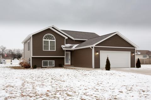 1008 Eley St, Otsego, MI 49078 photo 1