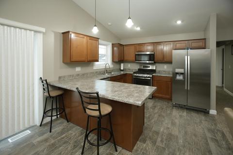 1008 Eley St, Otsego, MI 49078 photo 6