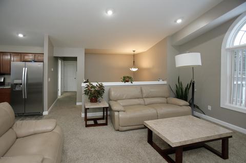 1008 Eley St, Otsego, MI 49078 photo 5
