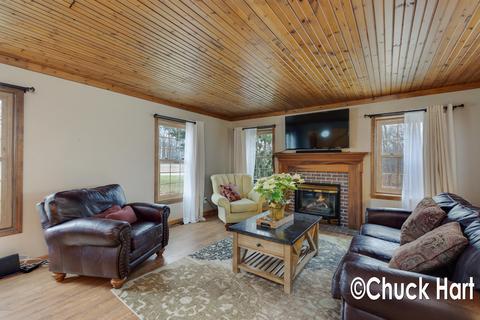 61 W Chamberlain Ct, Grant, MI 49327 photo 6