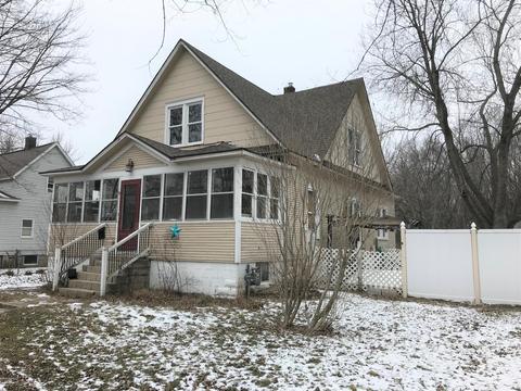 508 5th St, Spring Lake, MI 49456 photo 1
