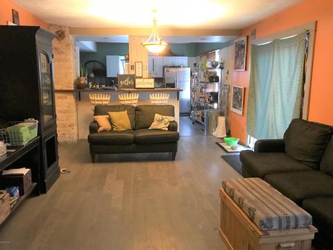 508 5th St, Spring Lake, MI 49456 photo 3