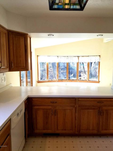 343 Ewing St, Newaygo, MI 49337 photo 17