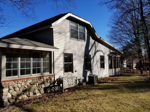 343 Ewing St, Newaygo, MI 49337 photo 6
