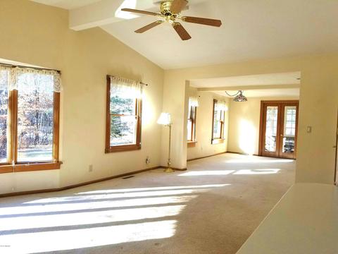 343 Ewing St, Newaygo, MI 49337 photo 18