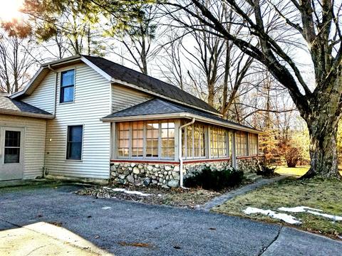 343 Ewing St, Newaygo, MI 49337 photo 1