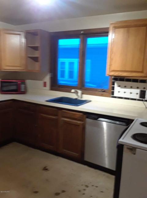 1434 Haslett Rd, Haslett, MI 48840 photo 8