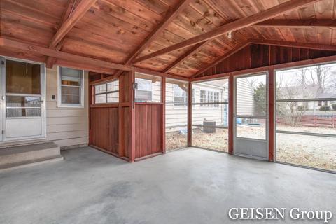1004 S Broas St, Belding, MI 48809 photo 15