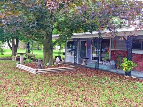 357 W Barton St, Newaygo, MI 49337 photo 3