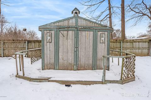 940 S Front St, Belding, MI 48809 photo 9