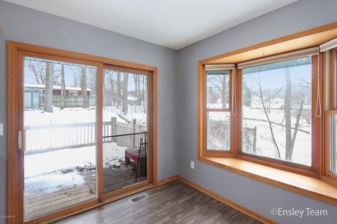 940 S Front St, Belding, MI 48809 photo 12