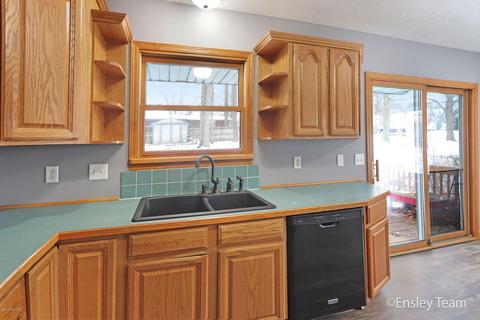 940 S Front St, Belding, MI 48809 photo 15