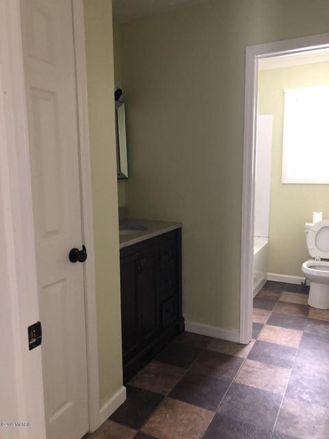 1107 Krum Ave, Three Rivers, MI 49093 photo 12