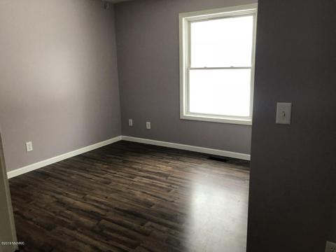 1107 Krum Ave, Three Rivers, MI 49093 photo 9