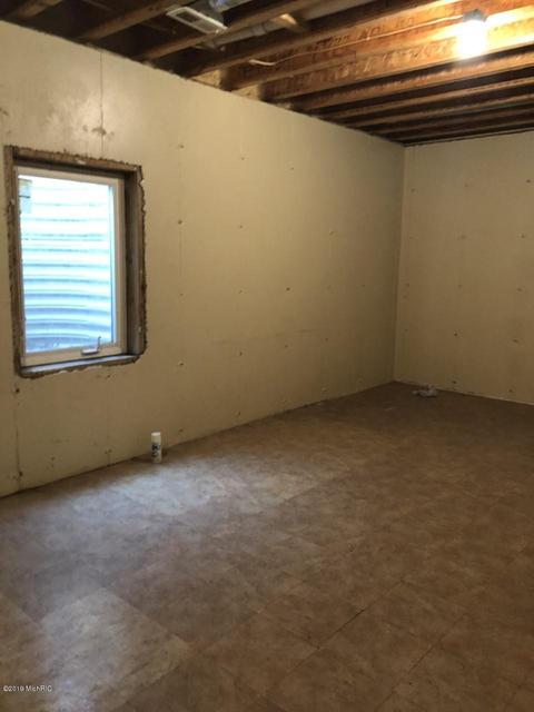 1107 Krum Ave, Three Rivers, MI 49093 photo 18